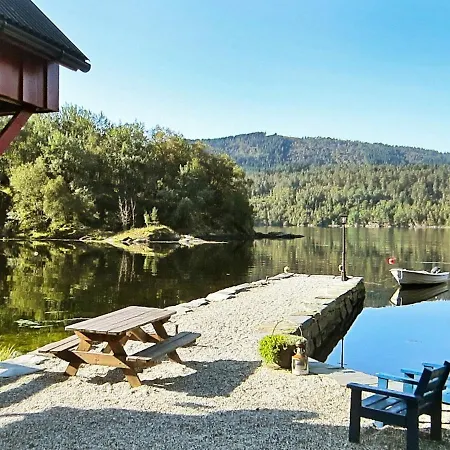 Holiday Litlevagen Apartment